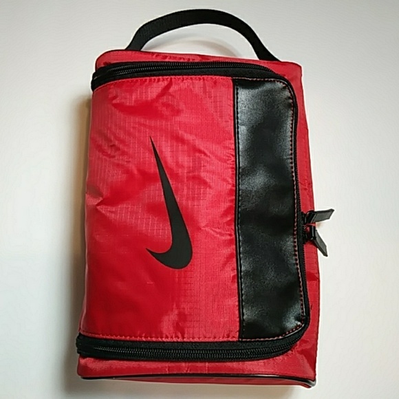 toiletry bag nike